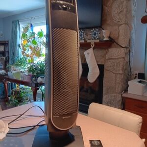 Sleek Black and Silver Tower Fan